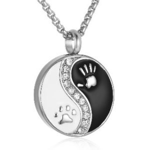 RVS Yin-Yang met hand en pootafdruk